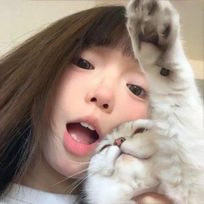 男生女生向前冲